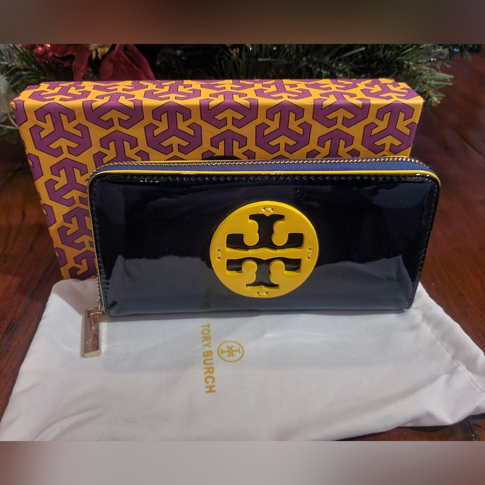 Tory Burch Navy blue Patent Leather Wallet
